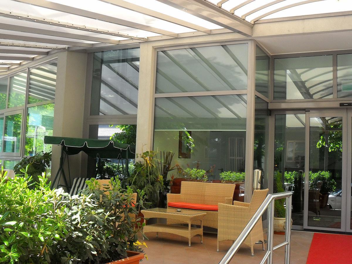 Hotel Etoile Ρίμινι Εξωτερικό φωτογραφία