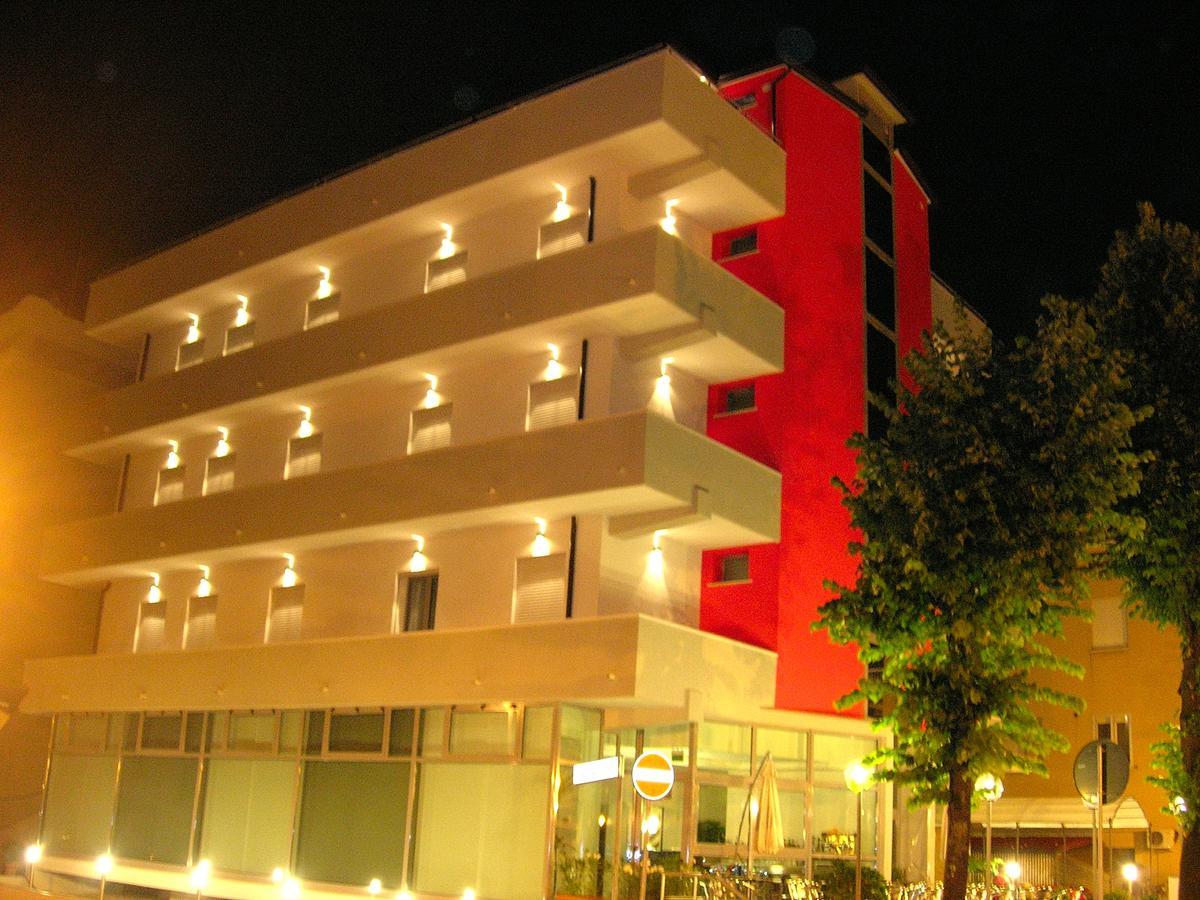 Hotel Etoile Ρίμινι Εξωτερικό φωτογραφία