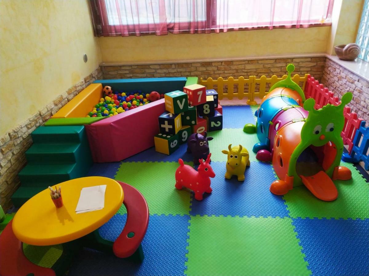 Hotel Etoile Ρίμινι Εξωτερικό φωτογραφία