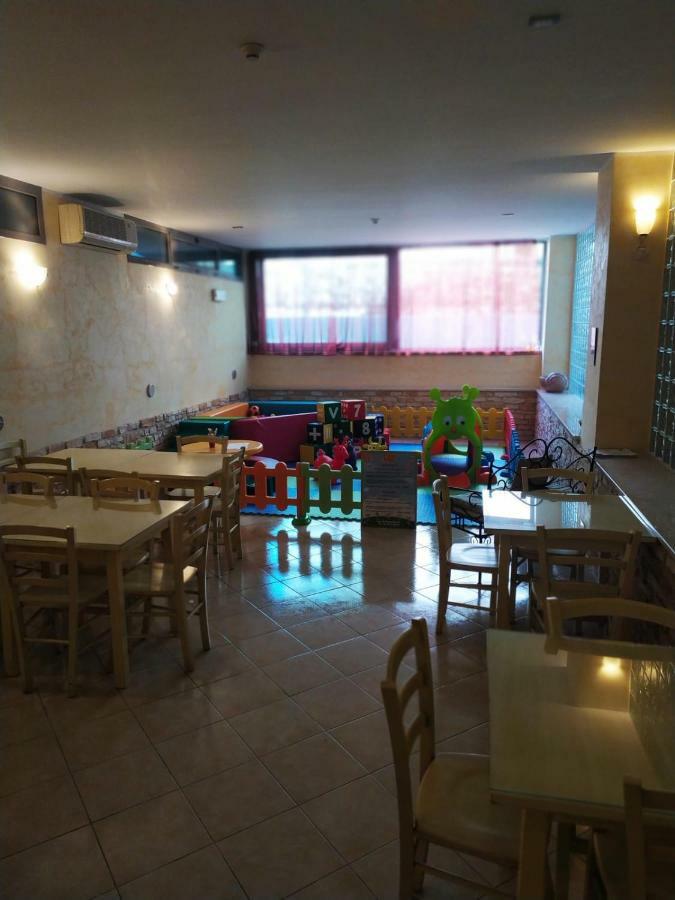Hotel Etoile Ρίμινι Εξωτερικό φωτογραφία